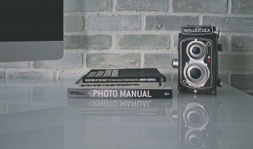 The Best 11 Books Every Photographer Must Read in 2023